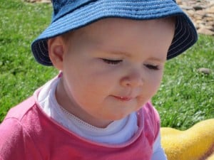 baby with sun hat